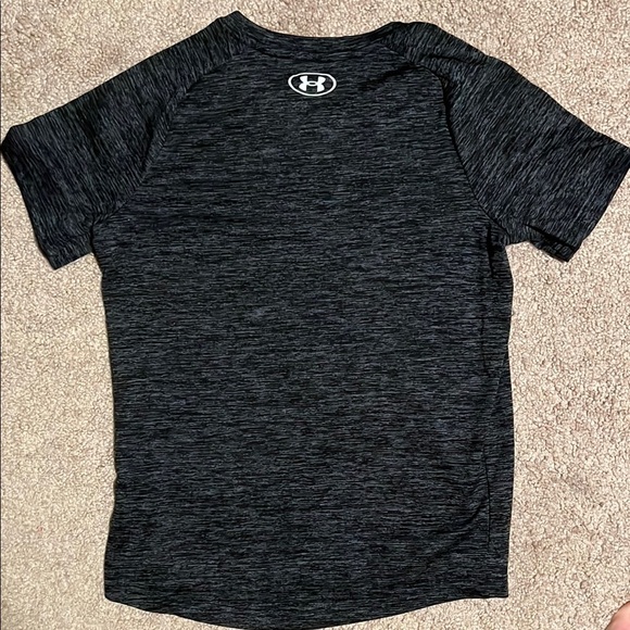 Under Armour T-Shirt - Picture 3 of 3